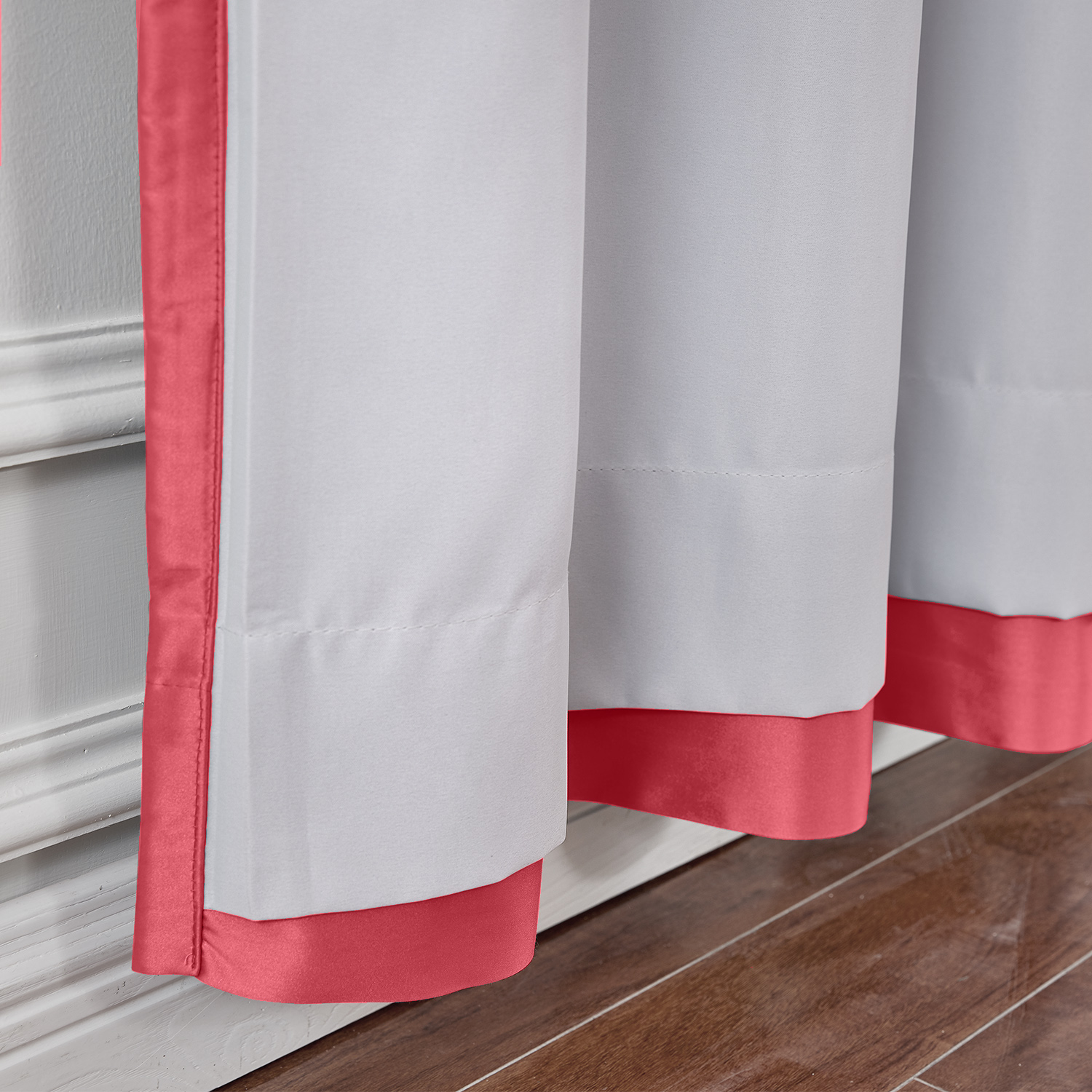 Polyester Cotton Silky Drape with Blackout Lined Pinch Pleated Window Curtain Panel LHZ