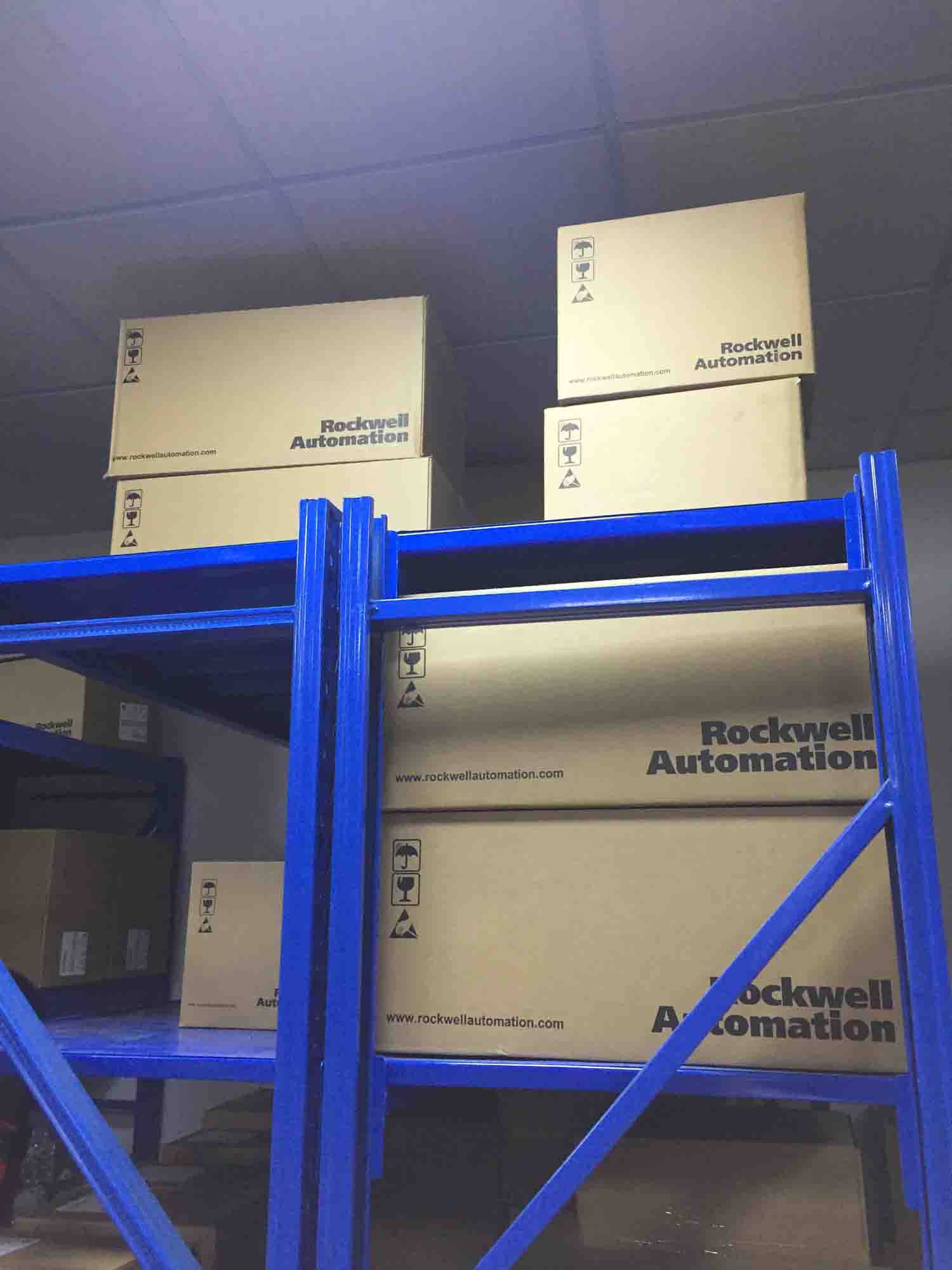 New sealed 5069-IB16 Allen BradleyCompact 5000 DC Input Module