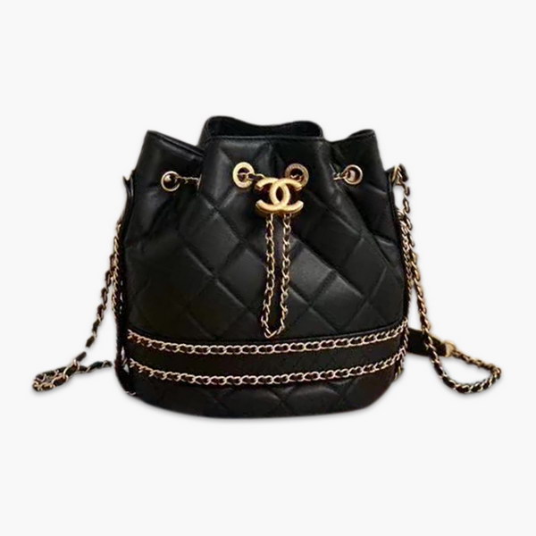 【原版皮】香奈儿/Chanel 抽绳包，采用进口羊皮配精美复古五金，整体设计充满激情元素，单肩、斜挎更时尚，更具有创意和别致风格，各大女星，时尚博主都人手一只，款号：AS1266