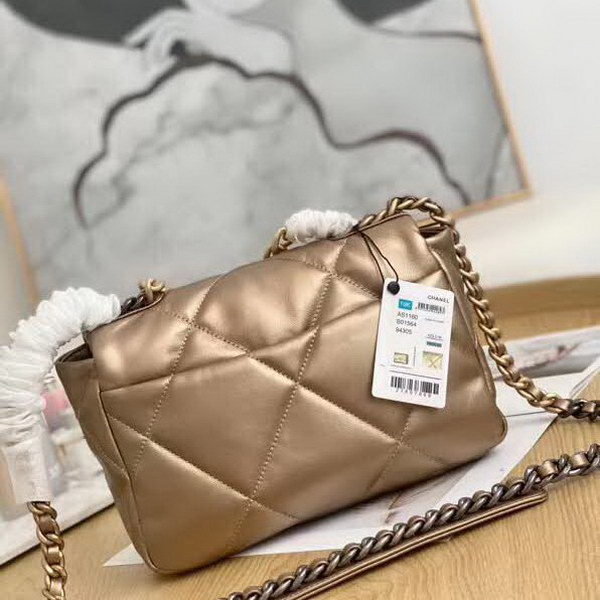 【原版皮】香奈儿/Chanel 19 Bag系列口盖包，采用轻盈绵柔质感山羊皮结合大菱格设计元素，链条拼接古金，古银，亮银，款号：AS1160