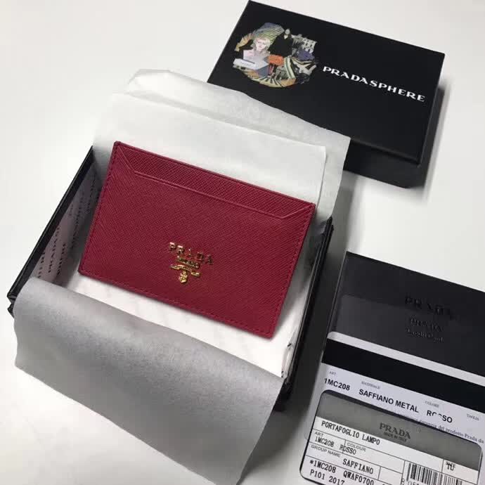 【原版皮】普拉达/Prada 卡包，选用十字纹牛皮裁制而成，精湛走线均匀整齐，油边顺滑，做工精致如图可见，款号：1MC208