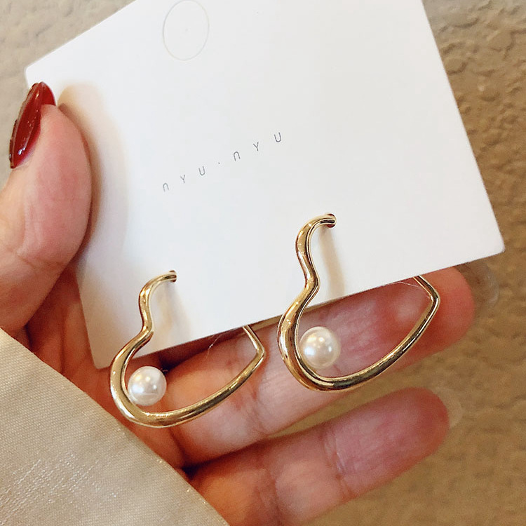 韩国S925银针小清新耳环百搭气质心形珍珠耳饰个性防过敏耳钉批发