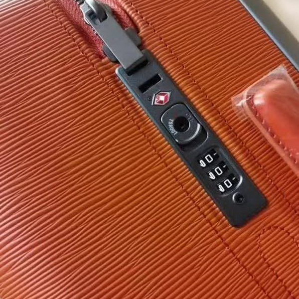 路易威登/LV 旅行箱，釆用经典水波纹系列，变色皮，铝制宽拉杆时尚大气，独特设计理念，时尚潮流，众多明星同款