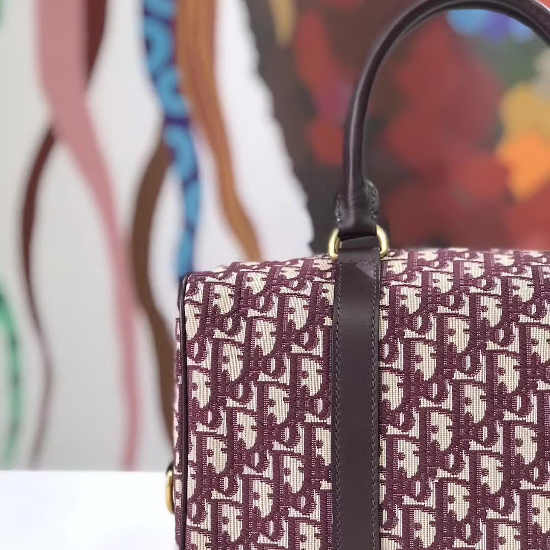 【原版皮】迪奥/Dior 枕头包，选用Oblique提花帆布搭配同色系牛皮皮革裁制而成，经典大方，简约时尚