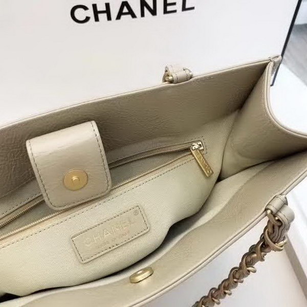 【原版皮】香奈儿/Chanel 大Logo全皮购物包，实用型设计理念，进口小牛皮，大容量，日常上班A4文件妥妥的，大小正好款式也不挑服装 ，休闲，裙装都可轻松驾驭，款号： AS1945