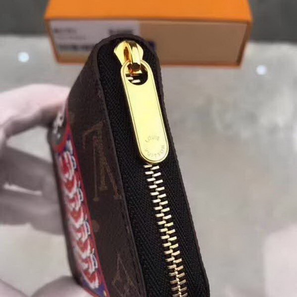 【原版皮】路易威登/LV 拉链零钱包，取材Monogram帆布，借鉴山本宽斋的艺术特色，缤纷展现歌舞伎，脸谱元素，外形小巧且极为实用，款号：M62394