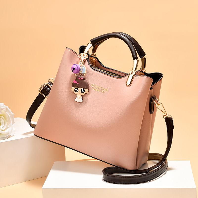 2020革の質感の女性の新しい小さな新鮮なレディースバッグ