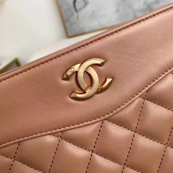 【原版皮】香奈儿/Chanel 购物袋，明星贵妇们的最佳新宠，小香棱格概念，皮链袋，双C标志，一眼钟情，采用进口小羊皮，柔软细腻，皮质独特，纹络更显高档质感，款号：57030