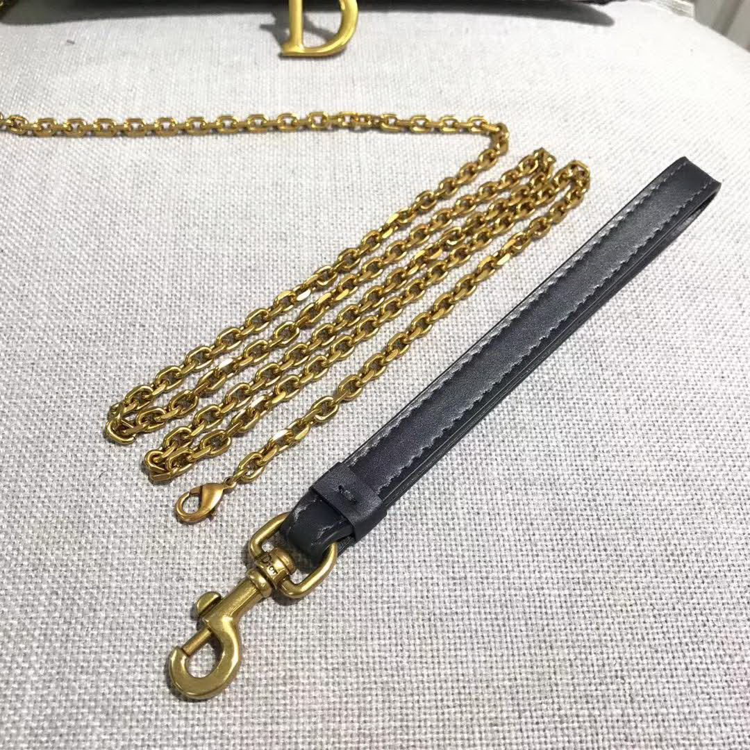 【原版皮】迪奥/Dior 链条包，选用Oblique提花帆布搭配同色系牛皮皮革裁制而成，缀以D字徽标设计，拆了链条又能当手包，另配：手挽带一条