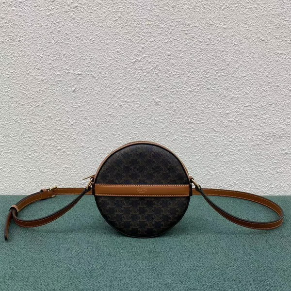 【原版皮】赛琳/Celine 圆饼包，时尚圈里的小可爱,高颜值，有点帅又加点可爱，肩带随意调节，尺寸小巧可随身携带，款号：100342