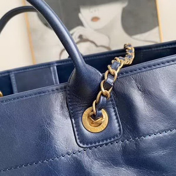 【原版皮】香奈儿/Chanel 购物袋 ，采用进口油腊牛皮，配顶级精美古铜金五金，非常高档新颖独特，休闲又时尚、又会掀起一股热潮，五金 ogo镶珍珠，款号：AS8375