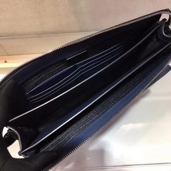 【原版皮】普拉达/Prada 男士手包，采用小牛皮材质，充分呈现充满现代感和阳刚之气的迷人魅力，颇具功能性，非常实用，款号：2VF018