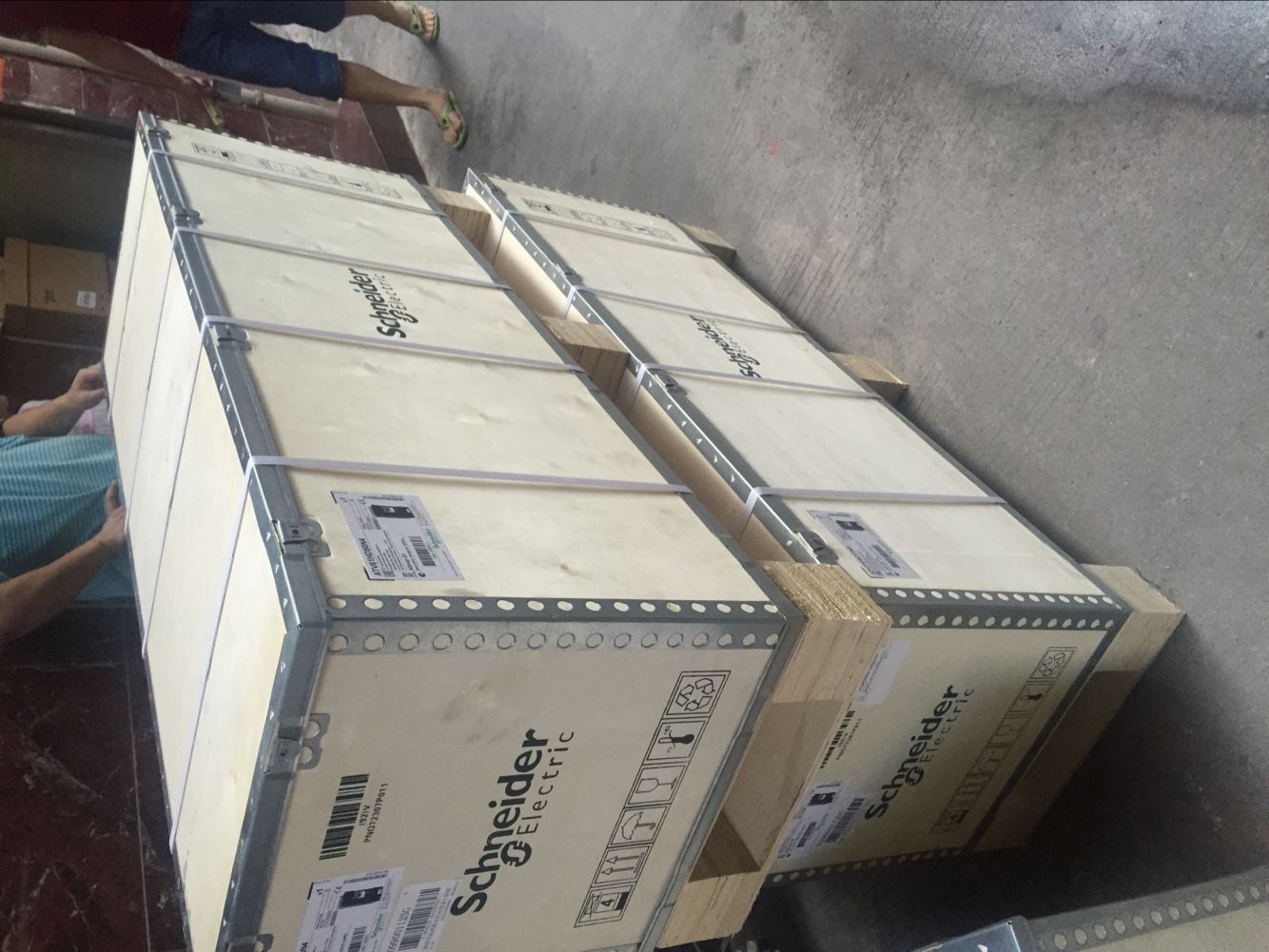 ATV610D90N4A Schneider Variable speed drive 90kW Brandy Original Factory Sealed New