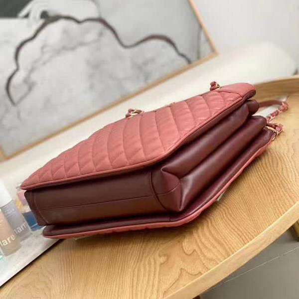 【原版皮】香奈儿/Chanel 购物袋，明星贵妇们的最佳新宠，小香棱格概念，皮链袋，双C标志，一眼钟情，采用进口小羊皮，柔软细腻，皮质独特，纹络更显高档质感，款号：57030