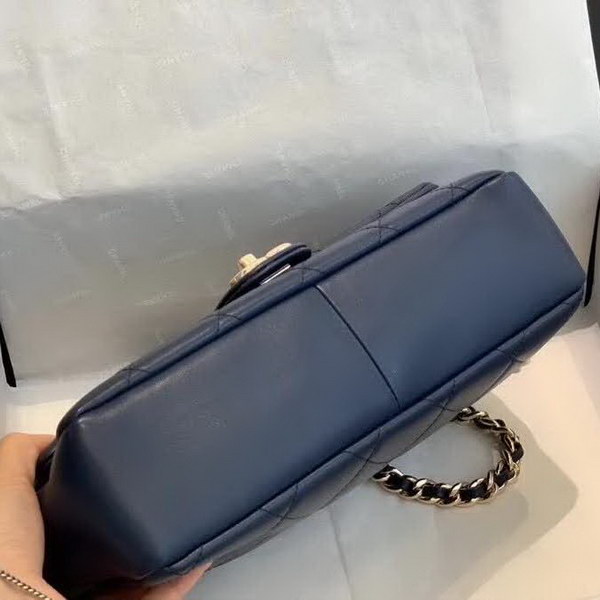 【原版皮】香奈儿/Chanel 亚克力手拎包，采用柔软细腻的进口小羊皮，经典菱格走线，单肩斜挎多用包，小香一直秉承简洁风格，低调奢华，也着实百搭，大号实用，小号俏皮：AS1354