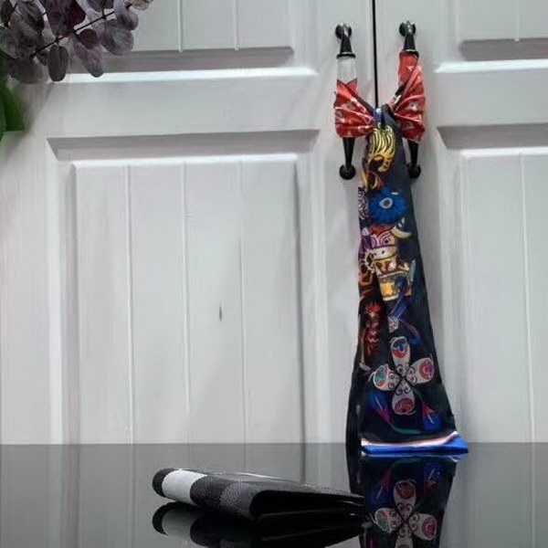 【原版皮】路易威登/LV 大格口袋钱夹，由Damier Graphite Pixel涂层帆布制成，以像素形式演绎经典Damier棋盘格图案，凸显未来感，集各种口袋与信用卡槽于一身，小巧又实用的多功能，款号：N63144