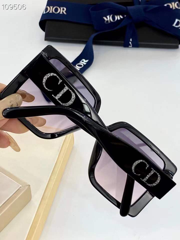 ☆「时尚达人首选」迪奥Dior☆2020全网最新太阳眼镜流行趋势销量排行第一,让你做最耀眼最酷的时尚达人