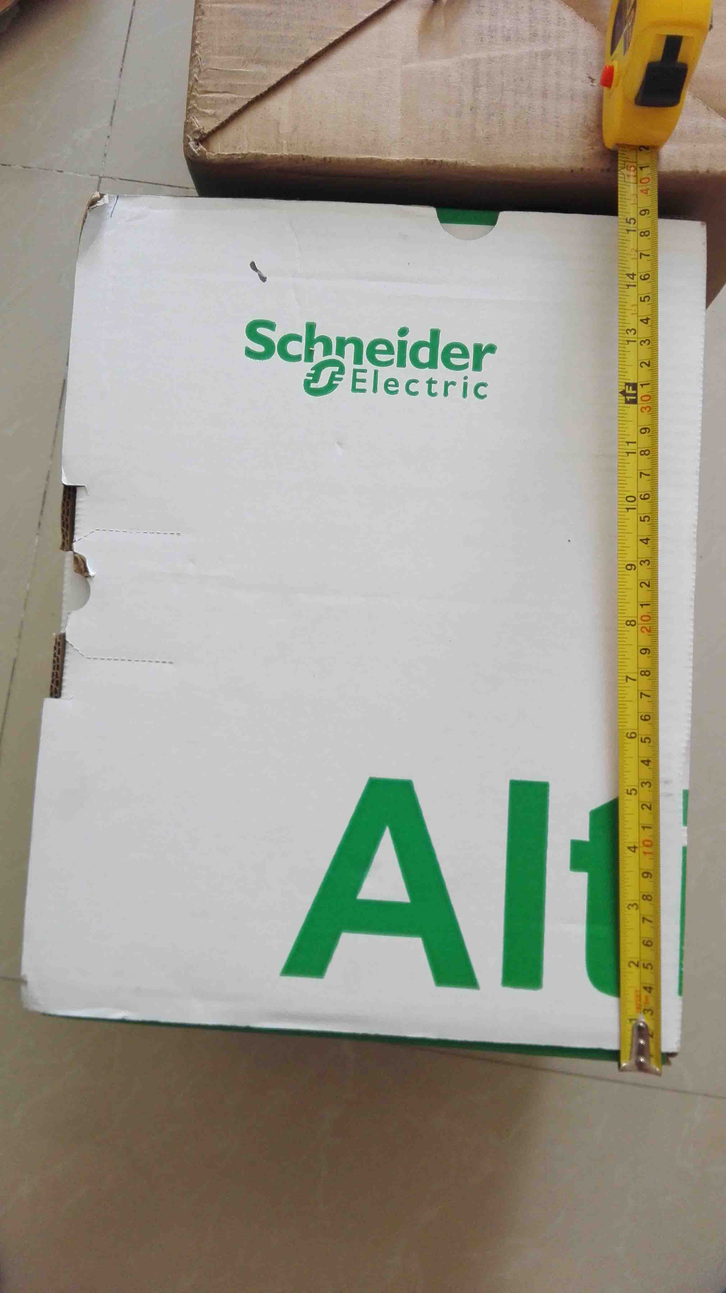 ATV61HD22N4Z Schneider Variable speed drive 30HP Brandy Original Factory Sealed New