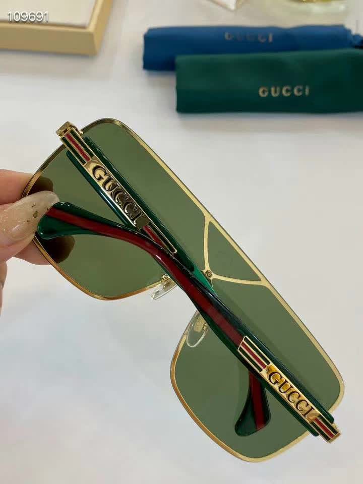 ☆「时尚达人首选」古驰Gucci☆2020全网最新太阳眼镜流行趋势销量排行第一,让你做最耀眼最酷的时尚达人