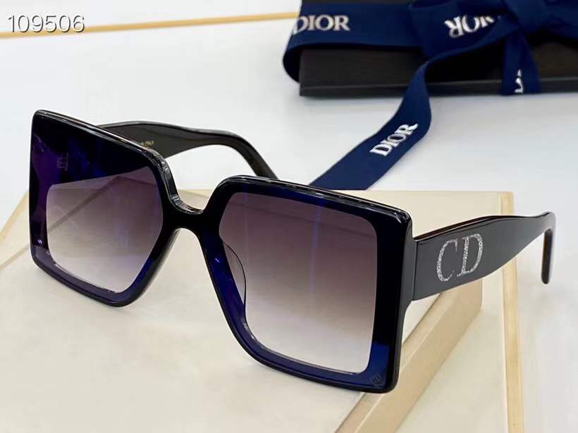 ☆「时尚达人首选」迪奥Dior☆2020全网最新太阳眼镜流行趋势销量排行第一,让你做最耀眼最酷的时尚达人