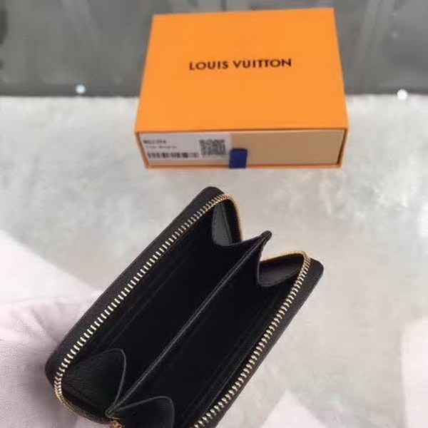 【原版皮】路易威登/LV 拉链零钱包，取材Monogram帆布，借鉴山本宽斋的艺术特色，缤纷展现歌舞伎，脸谱元素，外形小巧且极为实用，款号：M62394