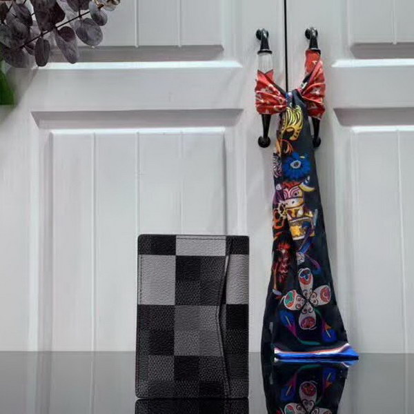 【原版皮】路易威登/LV 大格口袋钱夹，由Damier Graphite Pixel涂层帆布制成，以像素形式演绎经典Damier棋盘格图案，凸显未来感，集各种口袋与信用卡槽于一身，小巧又实用的多功能，款号：N63144