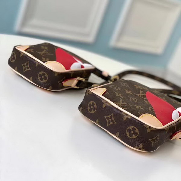 【原版皮】路易威登/LV 二合一相机包，以扑克花样碰撞传奇Monogram花纹，给时空界限按下消除键，每个扑克牌面，都是时尚王牌，款号：M44398