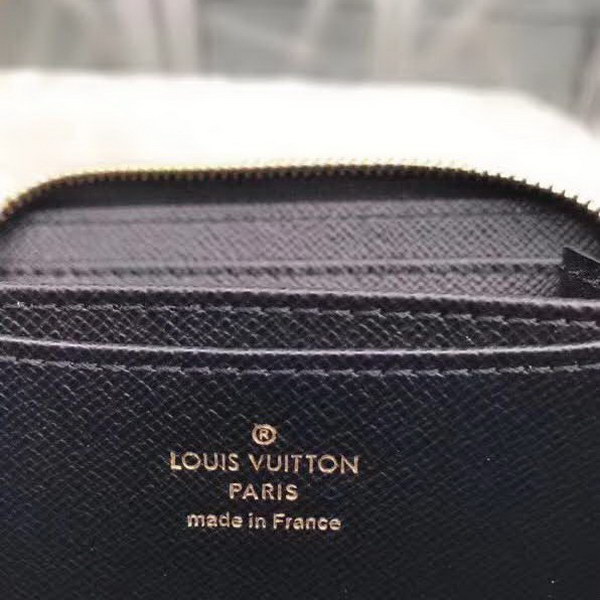 【原版皮】路易威登/LV 拉链零钱包，取材Monogram帆布，借鉴山本宽斋的艺术特色，缤纷展现歌舞伎，脸谱元素，外形小巧且极为实用，款号：M62394