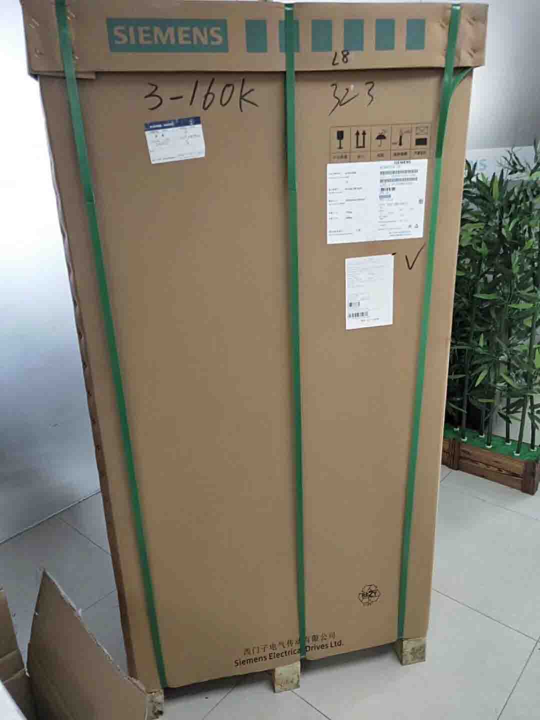 6ES7414-3EM05-0AB0 SIEMENS Simatic 400 PLC Original new factory sealed