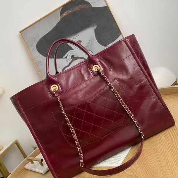 【原版皮】香奈儿/Chanel 购物袋 ，采用进口油腊牛皮，配顶级精美古铜金五金，非常高档新颖独特，休闲又时尚、又会掀起一股热潮，五金 ogo镶珍珠，款号：AS8375