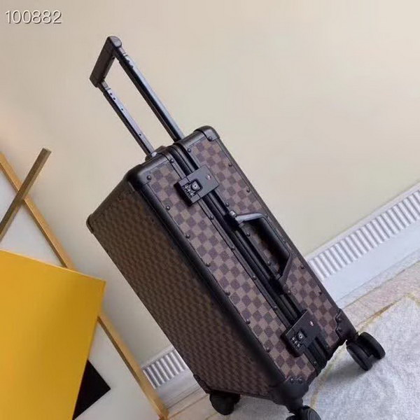 路易威登/LV 旅行箱，釆用高端PVC面料，耐磨，高档大气的LOGO，独特设计理念，趣味横生，时尚潮流，复古风格与完美工艺，二者结合