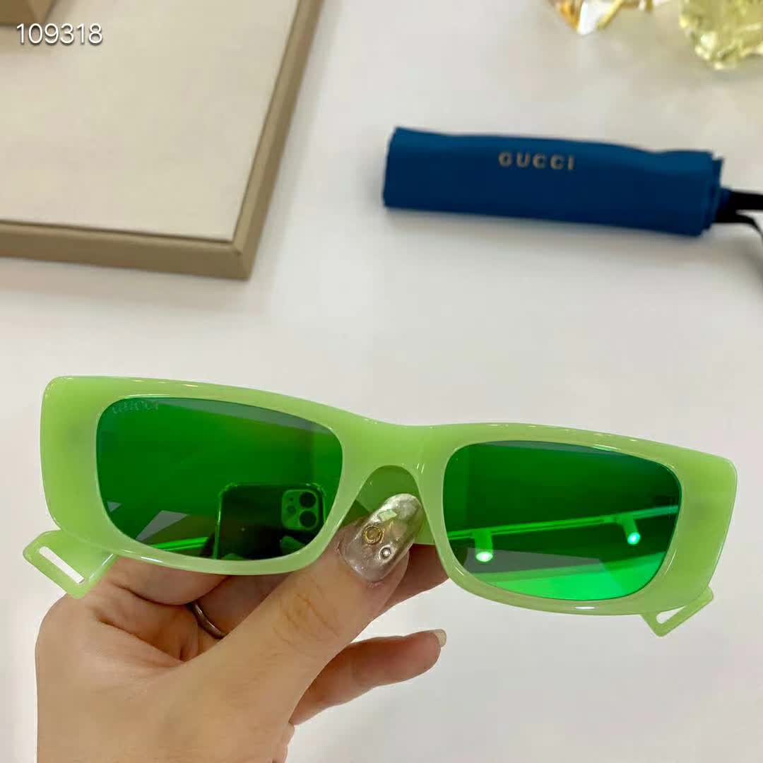 ☆「时尚达人首选」古驰Gucci☆2020全网最新太阳眼镜流行趋势销量排行第一,让你做最耀眼最酷的时尚达人