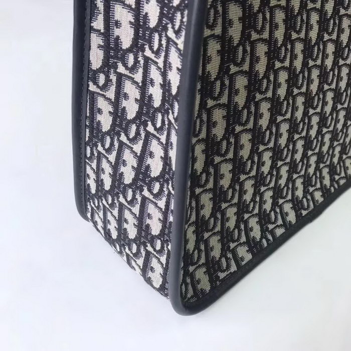 【原版皮】迪奥/Dior 肩背包，选用Oblique提花帆布搭配同色系牛皮皮革裁制而成，饰以CD徽标锁扣