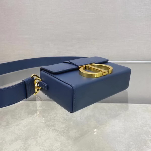 【原版皮】迪奥/Dior 30Montaigne Mini Box全皮系列，极简，高级的，带着随性的慵懒感觉，虽然说是小号，容量也是很能打的，上身无敌好看，款号：M9204