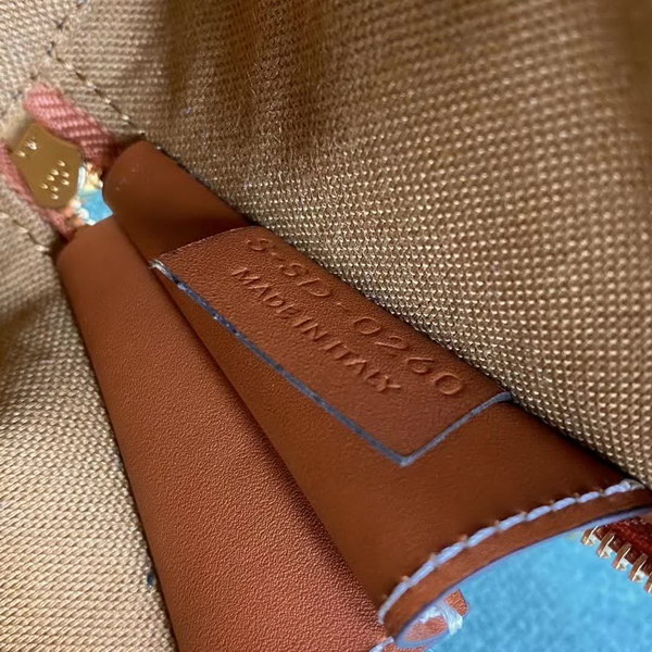 【原版皮】赛琳/Celine 老花系链条包，TRIOMPHE帆布混搭羊皮，整个包以凯旋门标志为主，包边以棕色为主围绕开口，焦糖棕色搭配老花添加了复古元素，款号：100382