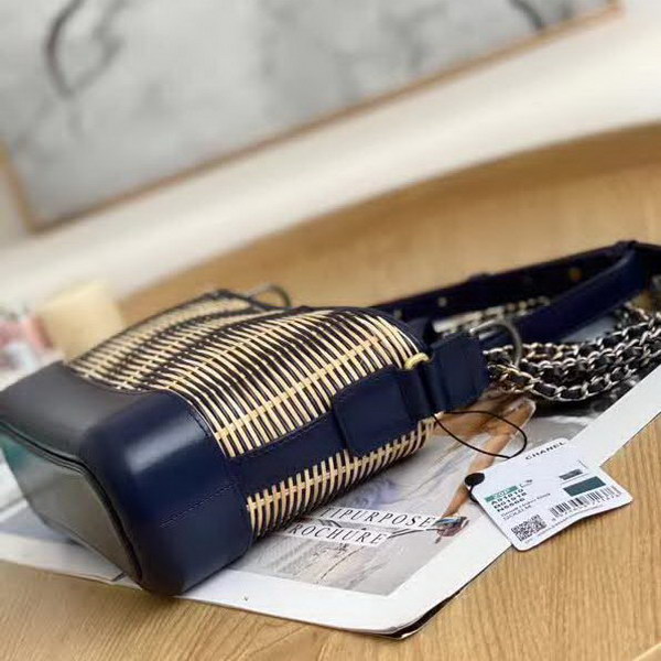 【原版皮】香奈儿/Chanel 藤条系列，采用牛皮搭配竹藤编织，竹藤竖固耐用的特性，被彻底激发，这是一个时代的作品，是时尚界都在追捧的收藏，款号：A91810