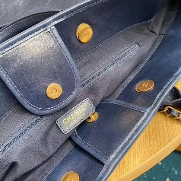 【原版皮】香奈儿/Chanel 购物袋 ，采用进口油腊牛皮，配顶级精美古铜金五金，非常高档新颖独特，休闲又时尚、又会掀起一股热潮，五金 ogo镶珍珠，款号：AS8375