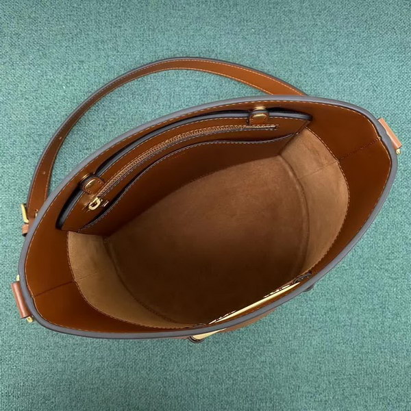 【原版皮】赛琳/Celine 小牛皮水桶，芭比Lisa代言款，黄褐棕牛皮搭配金色金属既高级又抢眼,款号：193043