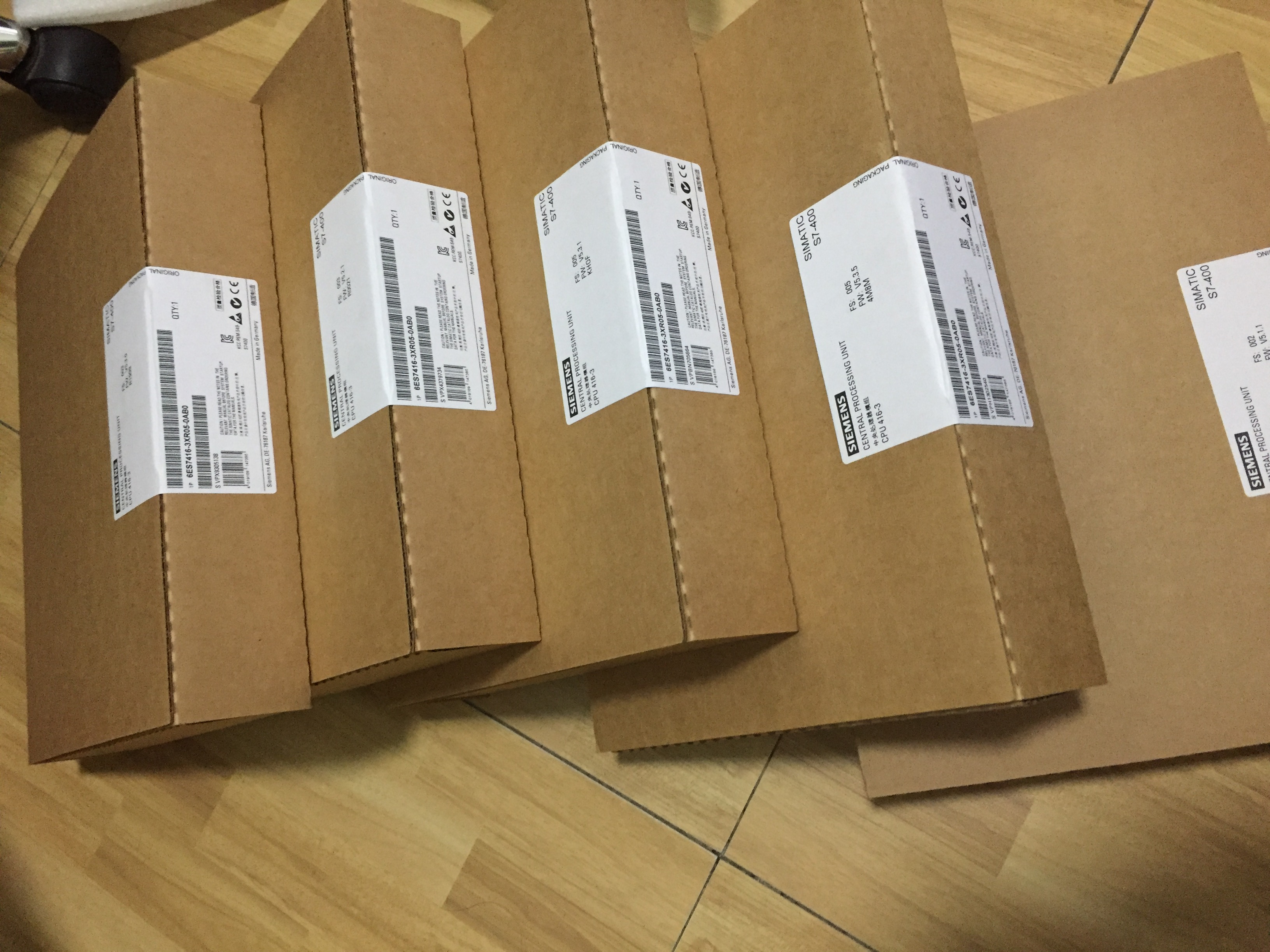 6ES7416-3XR05-0AB0 SIEMENS CPU Original new factory sealed