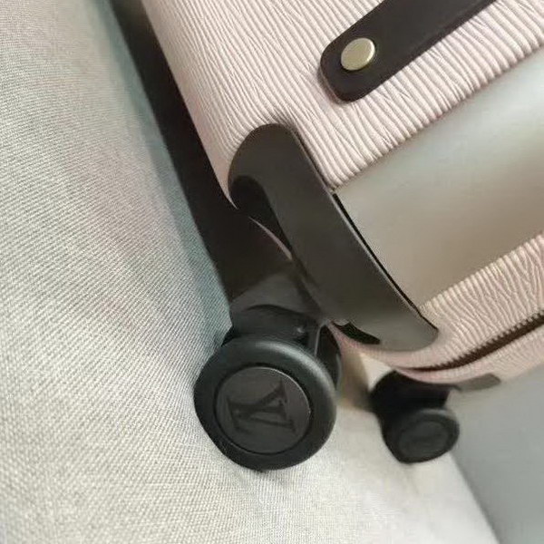 路易威登/LV 旅行箱，釆用经典水波纹系列，变色皮，铝制宽拉杆时尚大气，独特设计理念，时尚潮流，众多明星同款