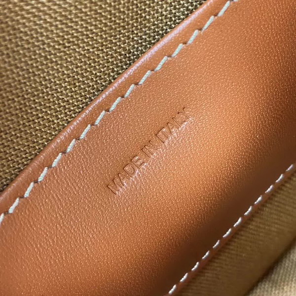 【原版皮】赛琳/Celine 圆饼包，时尚圈里的小可爱,高颜值，有点帅又加点可爱，肩带随意调节，尺寸小巧可随身携带，款号：100342