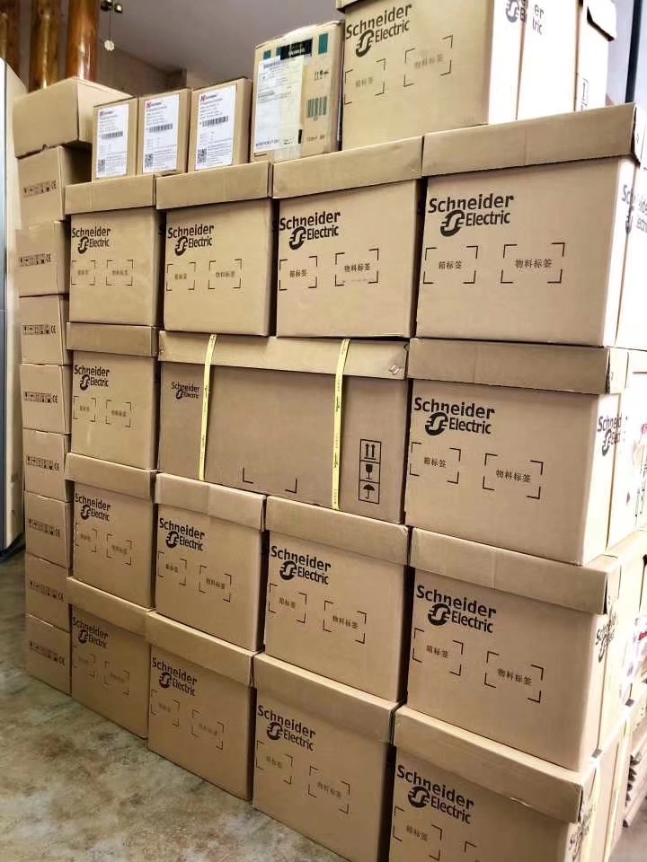 ATV71HD55N4Z Schneider Variable speed drive ATV71 - 37kW-50HP Original Factory Sealed New